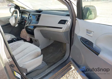 2014 Toyota Sienna Le V6 8 Passenger from USA, damaged, VIN 5TDKK3DC6ES474855